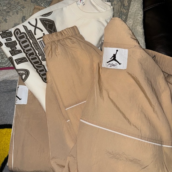 Air Jordan Jogging suit - Picture 9 of 10